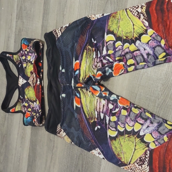 Gym Girl Made USA Butterfly Graphic Leggings Pants Work out Yoga Set Top Small - Picture 4 of 8